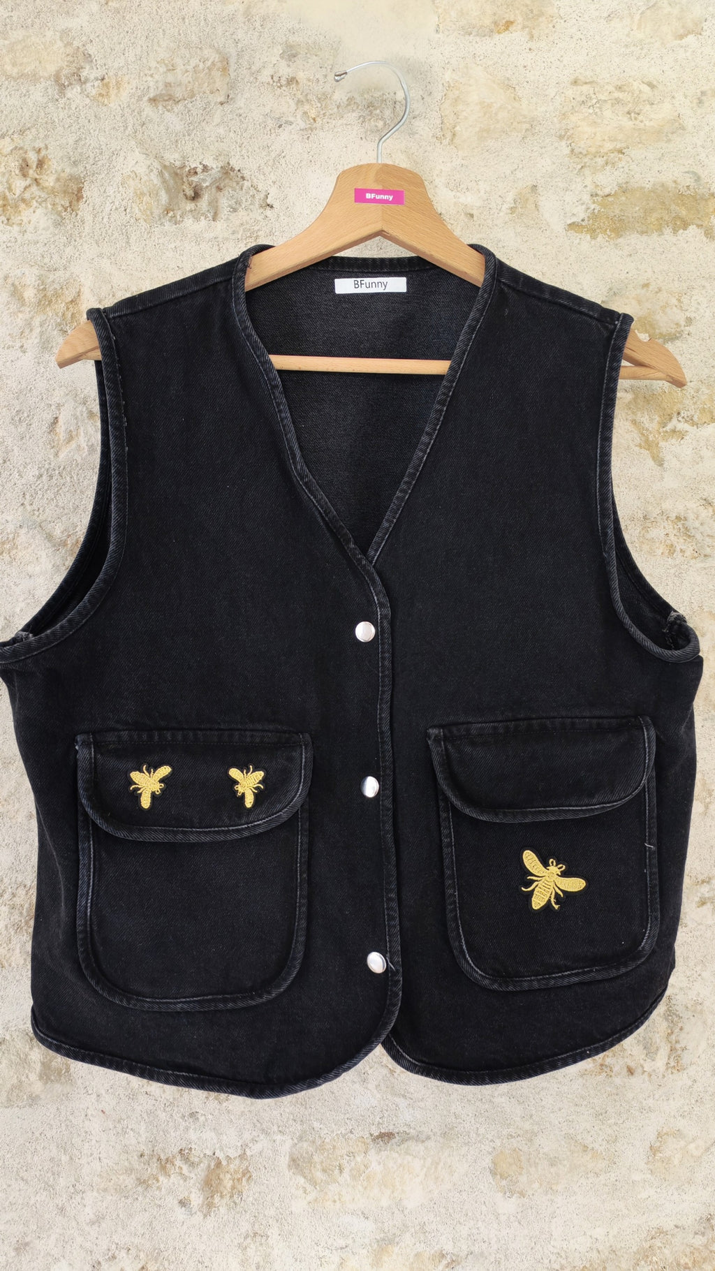 Veste sans manches noire BFunny face entière – écussons abeilles dorés sur poches – BFunny
